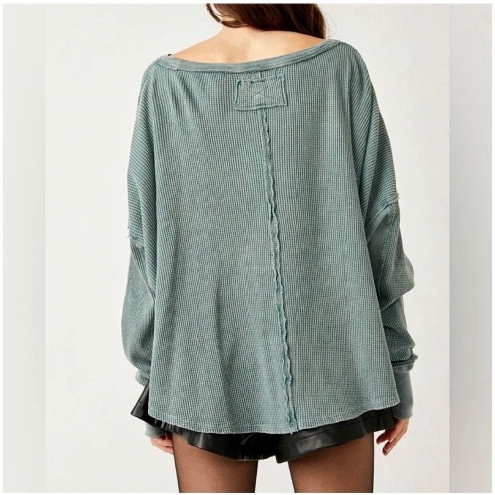 We The Free People Microphone Drop Thermal Top XS Silver Pine Green New NWOT - Picture 3 of 10